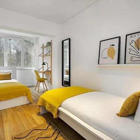 Whome Chic & Stylish Retreat In Estoril's Finest Location 公寓 埃斯托利尔