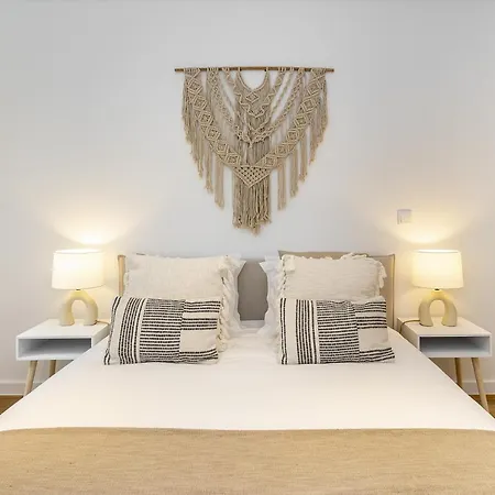Apartamento Whome Chic & Stylish Retreat In Estoril's Finest Location Estoril