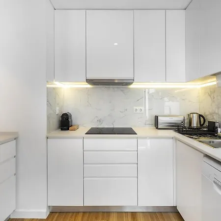 Apartamento Whome Chic & Stylish Retreat In Estoril's Finest Location Estoril