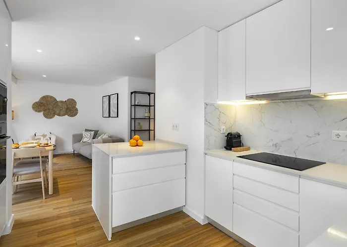 Apartment Whome Chic & Stylish Retreat In Estoril's Finest Location Estoril